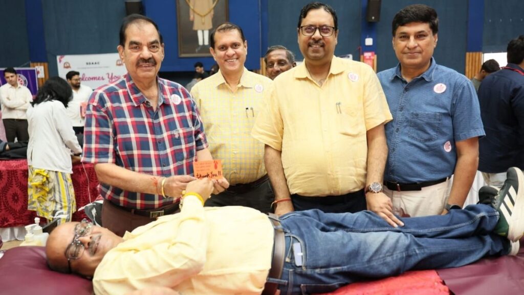 Chandigrh News: जीजीडीएसडी कॉलेज में 24वें रक्तदान शिविर में उमड़ा उत्साह, 280 लोगों ने किया रक्तदान