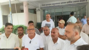 Yamunanagar News: दड़वा में गोबर-धन संयंत्र पर ग्रामीणों ने उठाई आर-पार की आवाज, बोले- 'पर्यावरण और सुरक्षा से खिलवाड़ मंजूर नहीं'