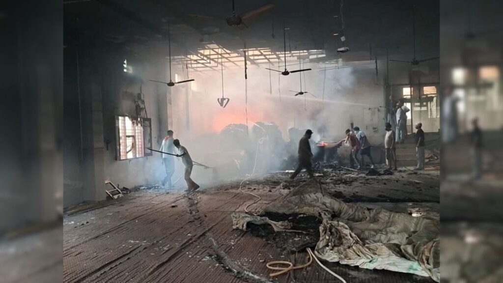 Faridkot Gurdwara Fire: फरीदकोट के गुरुद्वारा में आग, श्री गुरु ग्रंथ साहिब जी के पावन स्वरूप सुरक्षित