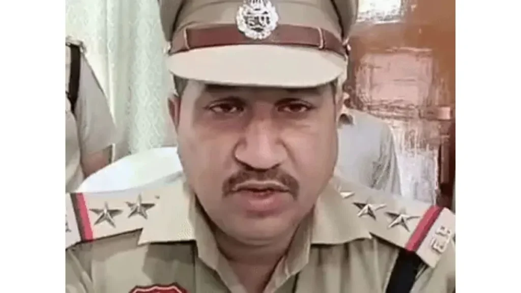 Fatehabad News: फतेहाबाद में नशा केस दबाने पर ACB की बड़ी कार्रवाई: 50 हजार की रिश्वत लेते बिचौलिया गिरफ्तार, SHO से पूछताछ