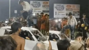 Haridwar Kanwar Yatra: कांवड़ खंडित होने पर हाईवे पर तांडव! फरीदाबाद के कांवड़िए की कार की छत पर चढ़कर मचाया उत्पाद
