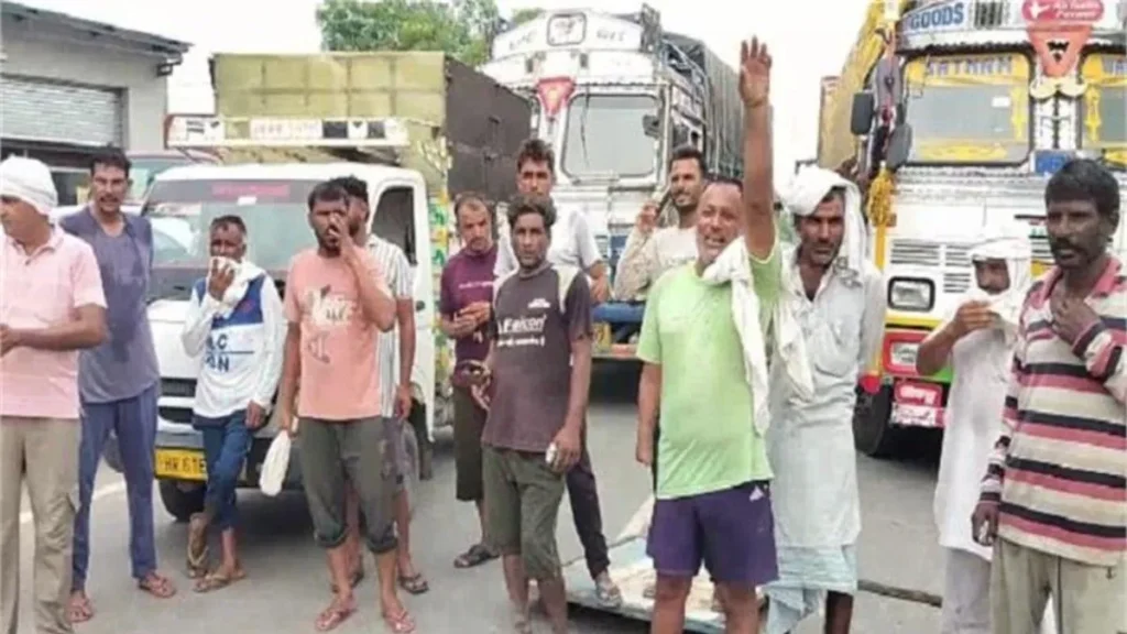 Haryana Farmers: बिजली कटौती से भड़के किसान, नेशनल हाईवे 148B पर लगाया जाम, दोनों तरफ लगीं वाहनों की कतारें