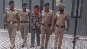 Heroin Seized Chandigarh: चंडीगढ़ में 12.68 ग्राम हेरोइन के साथ युवक गिरफ्तार, नशे में झूमते युवकों के VIDEO के बाद पुलिस की रेड