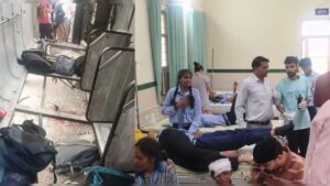 Jaipur School Bus Accident: जयपुर में 40 बच्चों से भरी स्कूल बस पलटी, 18 घायल, 3 के पैर में फ्रैक्चर, 2 के सिर में गंभीर चोट