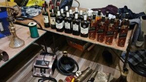 Jalandhar Crime News: जालंधर में नशे के खिलाफ कार्यवाही, ब्लैक लेबल-जेम्सन समेत 22 शराब की बोतलें जब्त, 10.71 लाख कैश भी बरामद