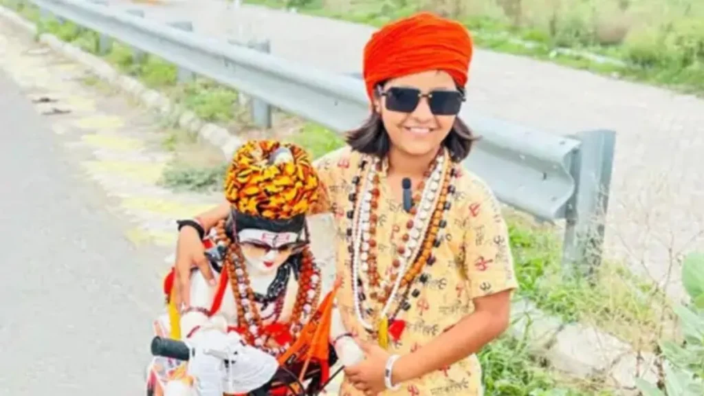 Jhajjar Kanwar Yatra: झज्जर की 12 साल की दीक्षा का अनोखा जुनून: मिनी बाइक पर सवार होकर हरिद्वार से ला रही कांवड़