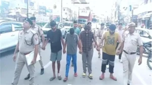 Jhajjar News: बहादुरगढ़ में पुलिस का बड़ा एक्शन, युवकों को अर्धनग्न कर पीटने और आगजनी करने वाले 4 बदमाशों का निकाला पैदल जुलूस