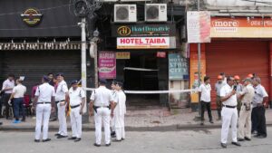 Kolkata Hotel Fire: मिर्जा गालिब स्ट्रीट होटल अग्निकांड में बड़ा एक्शन, पट्टाधारक गिरफ्तार, दो हिरासत में