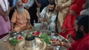 Kurukshetra News: कुरुक्षेत्र में सीएम नायब सैनी ने स्थाणु महादेव मंदिर में किया रुद्राभिषेक, कुरुक्षेत्र में निकालेंगे पहली तिरंगा यात्रा