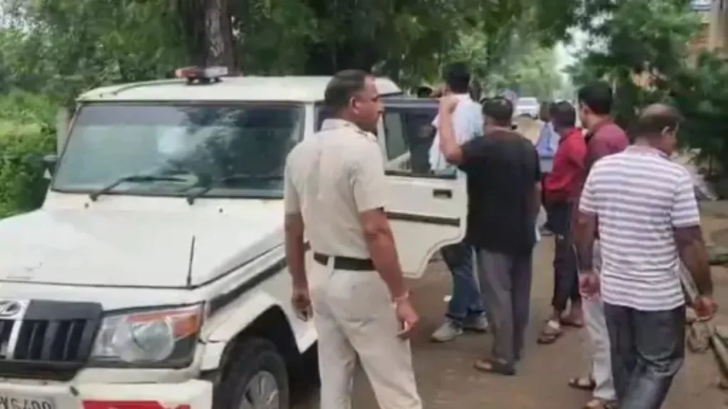 Mahendragarh News: महेंद्रगढ़ में मेघनवास गांव में एक ही गली के कई घरों को बनाया निशाना, नकदी और जेवरात ले उड़े बदमाश
