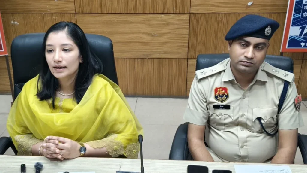 Narnaul News: नारनौल से शुरू होगा 'हर घर तिरंगा' अभियान, CM नायब सैनी 9 अगस्त को देंगे हाफ मैराथन को हरी झंडी