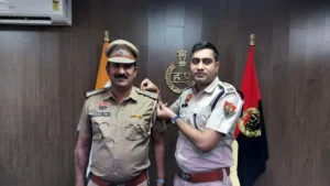 Narnaul News: नारनौल पुलिस विभाग में प्रमोशन, पूर्व पुलिस प्रवक्ता नरेश कुमार बने इंस्पेक्टर, SP ने लगाए स्टार