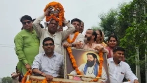 Narnaul Ravidas Mandir: नारनौल में हुआ संत गुरु रविदास की जन्मस्थली की पावन मिट्टी का स्वागत: रविदास मंदिर में कलश की स्थापना