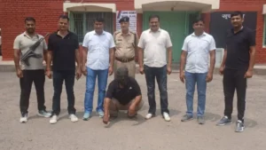 Panchkula News: ऑस्ट्रेलिया में रह रहे बेटे का दोस्त बनकर आया ठग, 10 लाख के जेवर उड़ाए, उत्तराखंड से गिरफ्तार