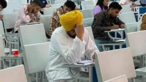Punjab News: पूर्व CM चन्नी ने PU चंडीगढ़ में दिया आखिरी पेपर, बोले- रात 2 बजे सोया, सुबह 5 बजे उठ गया