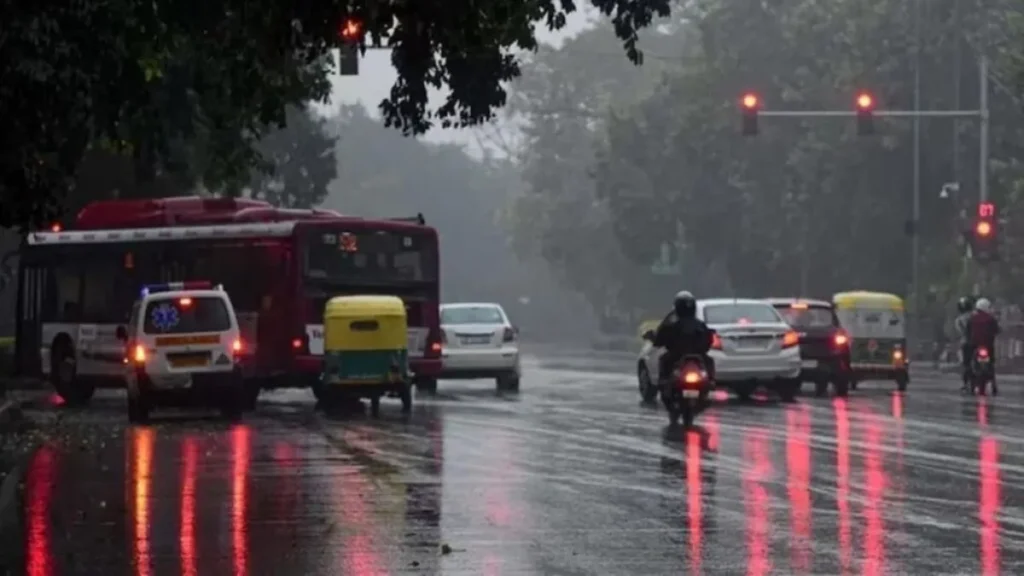 Punjab Weather News: पंजाब में मानसून की बेरुखी से चढ़ने लगा पारा, 32% घटी बारिश