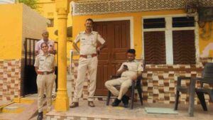 Rajasthan News: सीकर के रींगस में CA के घर आयकर विभाग का छापा, सुबह-सुबह पहुंची 15 अधिकारियों की टीम, लोगों से हुई कहासुनी
