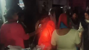 Rewari News: रेवाड़ी में एंबुलेंस न मिलने पर सड़क पर ही हुआ प्रसव, महिला ने दिया प्री-मैच्योर बच्चे को जन्म