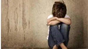 Rewari News: रेवाड़ी में कलयुगी मां की घिनौनी करतूत, नाबालिग बेटे को नशीली गोली देकर करती थी यौन शोषण, केस दर्ज