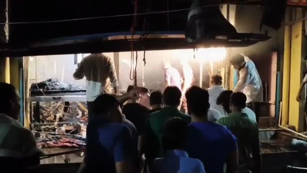 Sonipat News: सोनीपत बड़े बाजार में भीषण हादसा, श्याम बैग हाउस में लगी भयंकर आग, लाखों का सामान जलकर खाक