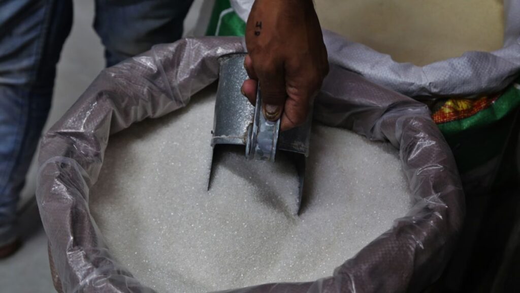 Sugar Price: चीनी के मिल भाव 18 प्रतिशत घटकर 55 रुपये प्रति किलो पर आए-खाद्य सचिव