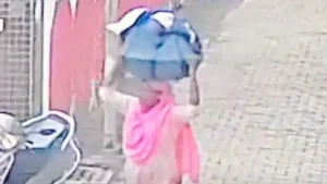 Yamunanagar News: रादौर में बर्तन बेचने आई महिला का कारनामा, हिप्नोटाइज कर सास-बहू से ठगे लाखों के गहने