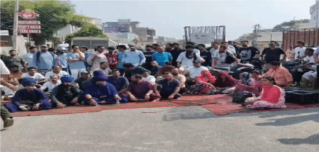 Adampur bus accident Jalandhar : जालंधर में बहन को स्कूल छोड़ने जा रहे 17 साल के छात्र को बस ने कुचला