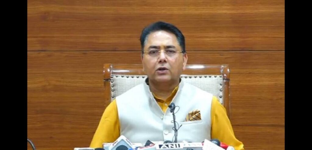 Aman Arora Press Conference Punjab : पंजाब में ईडी की एंट्री पर सियासी घमासान, अमन अरोड़ा बोले- केंद्र के इशारे पर डराने का खेल चल रहा