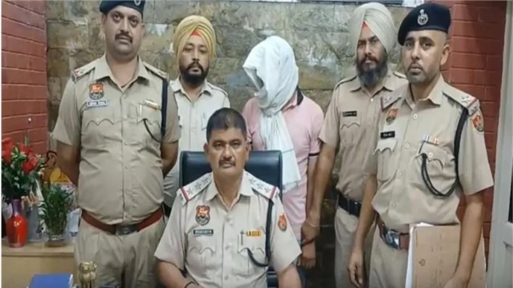Ambala Jeweller Arrested: अंबाला में चोरी के लाखों के डायमंड-गोल्ड जेवरात खरीदने वाला ज्वेलर गिरफ्तार, पुलिस रिमांड पर आरोपी