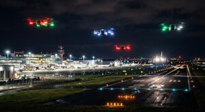 Amritsar Airport Drone Sightings : अमृतसर एयरपोर्ट के रनवे पर दिखे संदिग्ध ड्रोन, 7 विमानों की लैंडिंग रोकी