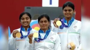Asian Games Gold: डेढ़ घंटे में चिकिता के नाम दो गोल्ड, महिला और मिक्स्ड टीम ने जीते खिताब