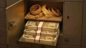 Bank Locker Gold Safety: क्या बैंक लॉकर में रखा आपका सोना सच में सुरक्षित है? जानें RBI के कड़े नियम और कड़वी सच्चाई