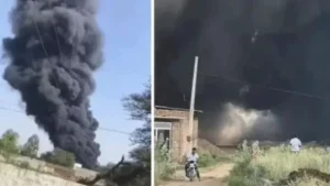 Bhiwani News: भिवानी के बहल में नाले में भड़की भीषण आग, आसमान में छाया काला धुआं