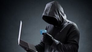 चंडीगढ़ में साइबर ठगी के 2 केस, UPI से 2.43 लाख निकले; APK डाउनलोड कराकर 1.63 लाख उड़ाए
