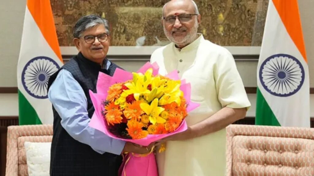 चंडीगढ़ प्रशासक कटारिया और उपराष्ट्रपति की मुलाकात, पंजाब-चंडीगढ़ के विकास और शिक्षा पर चर्चा