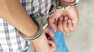 पुलिस ने ‘ट्यूजडे गैंग’ को किया बेनकाब, तीन सदस्य गिरफ्तार, चोरी के बाद बदलते थे बाइक के नंबर