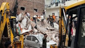 दिल्ली PG हादसा: मालिक हरिराम बंसल राजस्थान के भिवाड़ी से पकड़ा गया, अब तक 7 मौतें