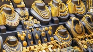 सोना-चांदी फिर सस्ते: 2 दिन में सोना ₹4500 और चांदी ₹9 हजार टूटी, मोदी ने की थी सोना न खरीदने की अपील