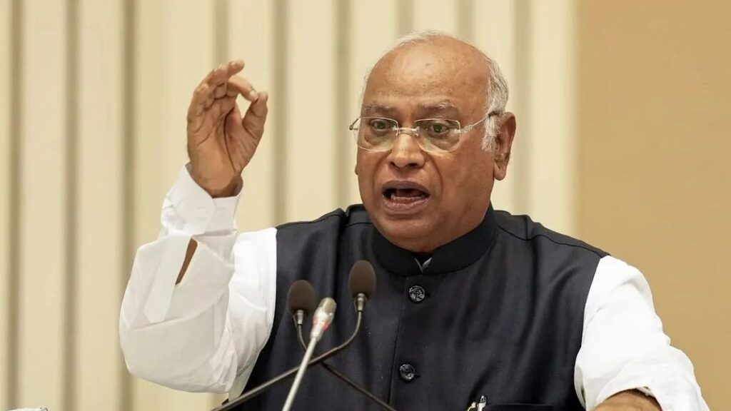 हल्द्वानी ‘शुद्धीकरण’ विवाद पर खरगे का नड्डा को पत्र: बोले- यह छुआछूत, धामी को FIR के निर्देश दें