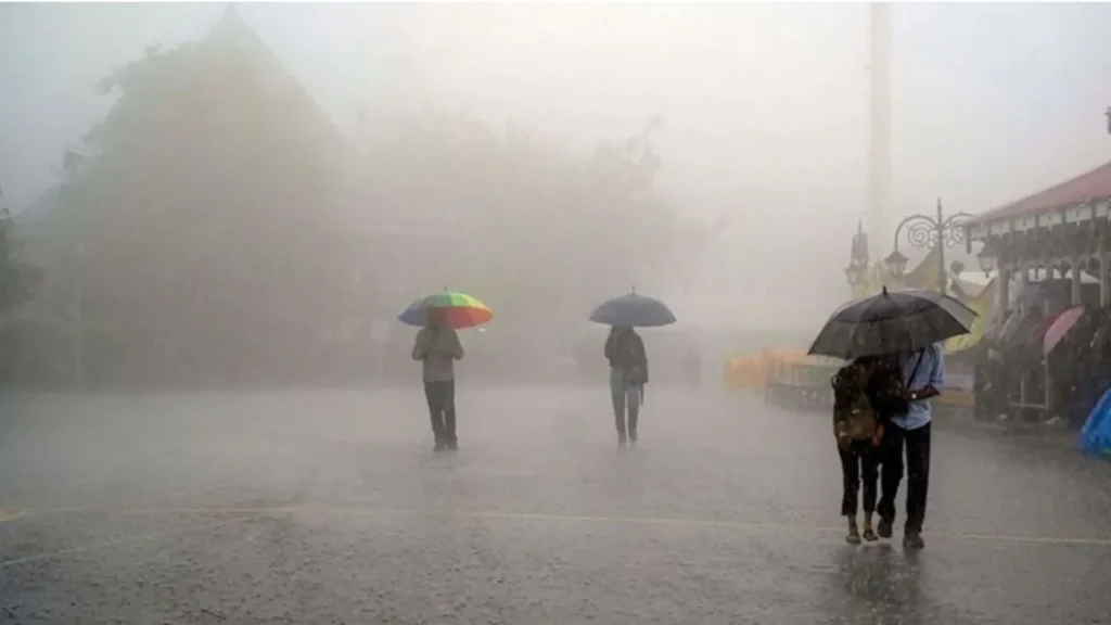 Haryana Weather: हरियाणा में फिर बदला मौसम, हिसार समेत 18 जिलों में बारिश का अलर्ट, जानें आपके शहर का हाल
