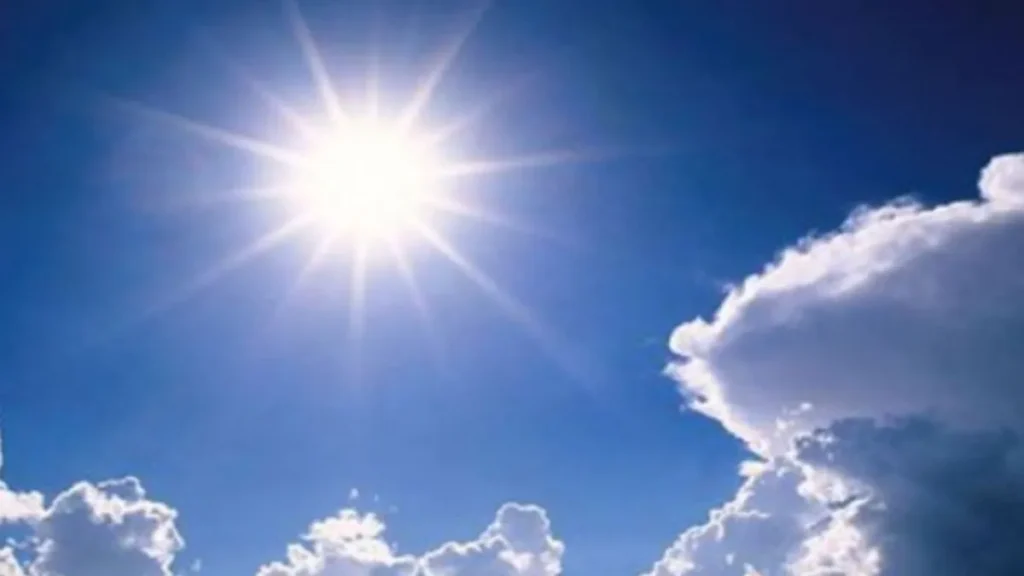Haryana Weather: हरियाणा से मानसून की विदाई तय, दिन में तीखी धूप तो रात में गिरा पारा, जानिए अपने शहर का हाल