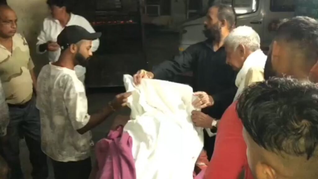 Hoshiarpur Hajipur Murder : हाजीपुर में भतीजे ने तेजधार हथियार से की चाचा की हत्या