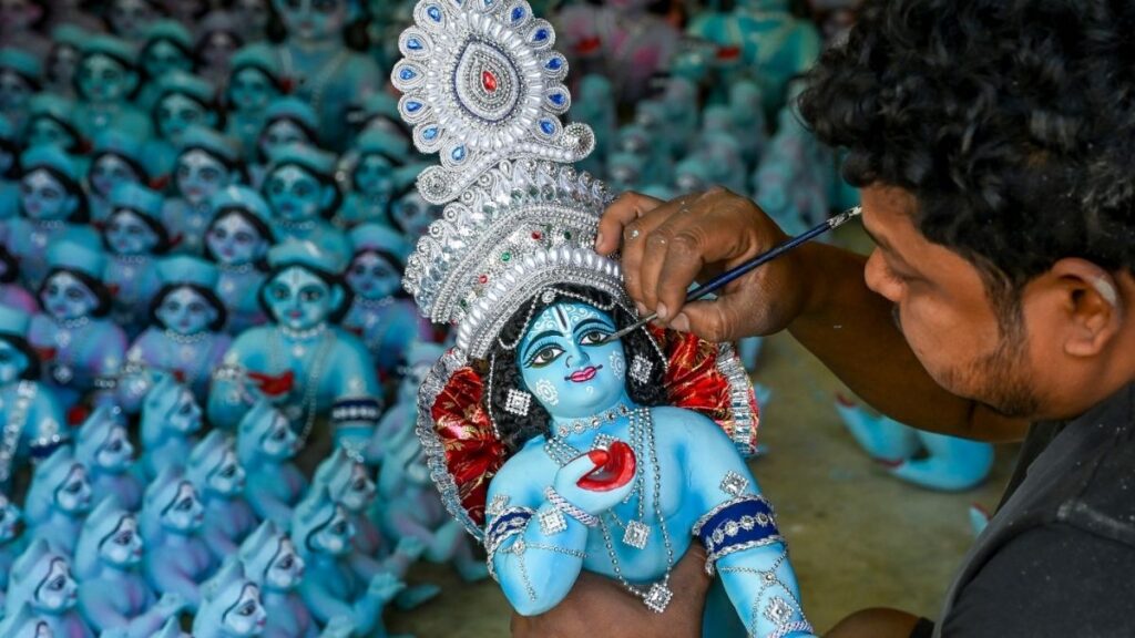 जन्माष्टमी शोभायात्रा: दिल्ली के डीबीजी रोड, अजमल खान रोड पर यातायात प्रभावित होने की संभावना