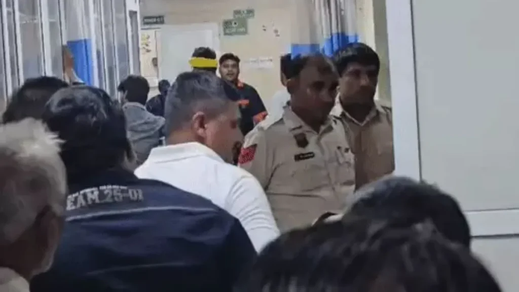 Jind News: जींद में डायल 112 पुलिसकर्मियों की गुंडागर्दी, सरपंच से मांगे शराब के 800 रुपये, मना किया तो बीच रास्ते उतारा