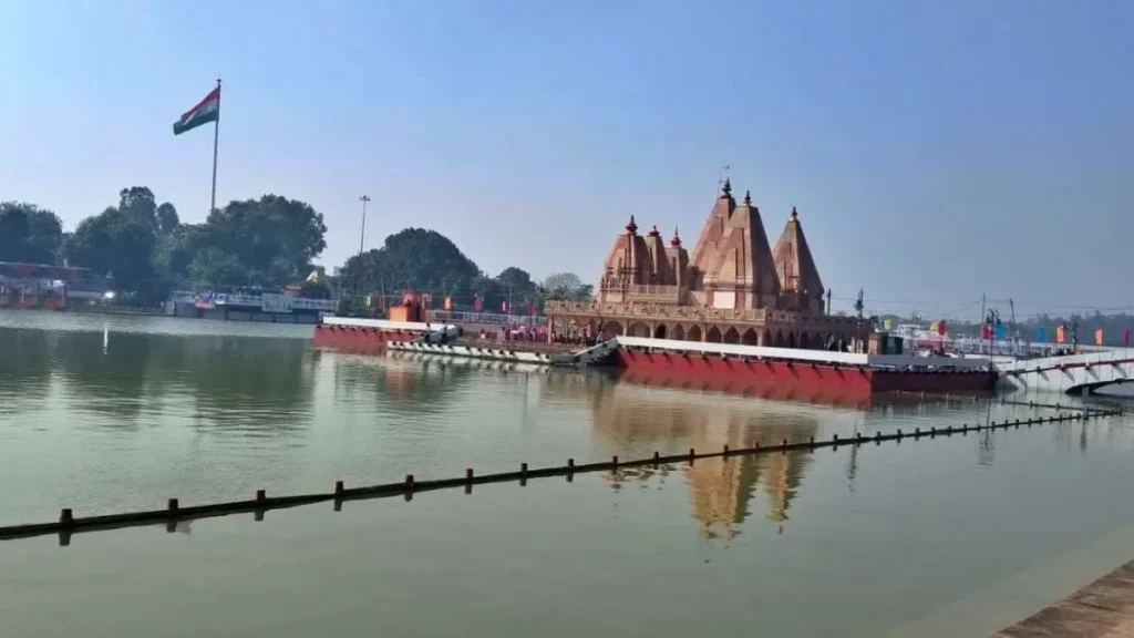 Kurukshetra Brahmasarovar Drone Show: कुरुक्षेत्र से 'सेवा संकल्प अभियान 2026' का आगाज, ब्रह्मसरोवर पर 500 ड्रोन्स का शो, दीयों से जगमगाया घाट