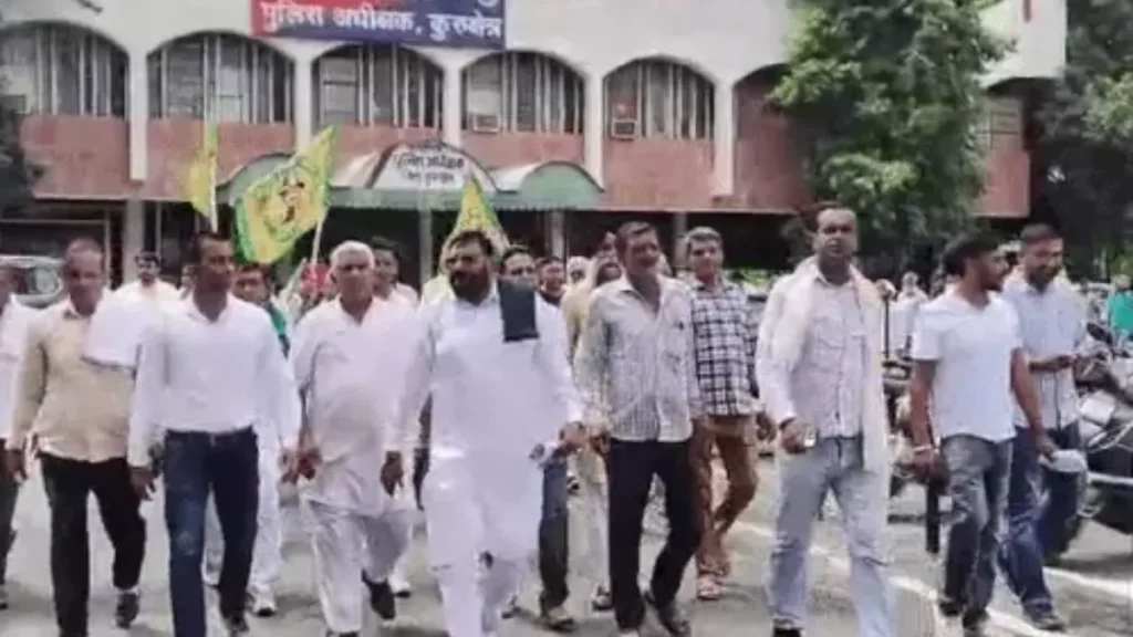 Kurukshetra News: कुरुक्षेत्र में बगावत के सुर, बीकेयू शहीद भगत सिंह का अल्टीमेटम- 'नहीं हुई खरीद तो DC दफ्तर पर गिराएंगे धान'