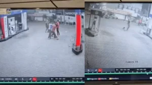Kurukshetra Petrol Pump Attack: कुरुक्षेत्र में पेट्रोल पंप पर गदर, 100 रुपये के तेल पर विवाद, सिलेंडर और पत्थरों से किया हमला
