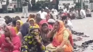 Kurukshetra News: कुरुक्षेत्र में सफाई हड़ताल खत्म होते ही नया विवाद, 250 से ज्यादा कर्मचारियों की जॉइनिंग ठेकेदारों ने रोकी
