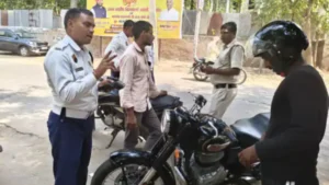 Mahendragarh : महेंद्रगढ़ में ट्रैफिक पुलिस का बड़ा अभियान, यातायात नियमों की धज्जियां उड़ाने वालों पर शिकंजा