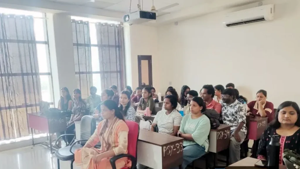 Mahendragarh : हकेवि में विश्व अल्जाइमर दिवस पर हुआ विशेष जागरूकता कार्यक्रम का आयोजन
